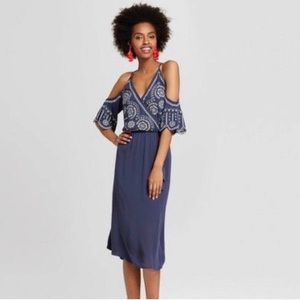 Xhilaration navy cold shoulder dress